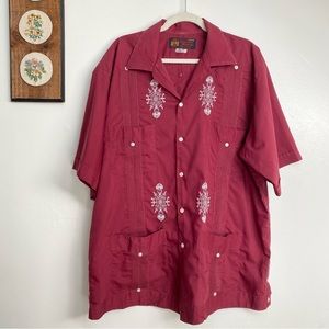Vintage Guayabera 4 Pocket Cuban Embroidered Shirt